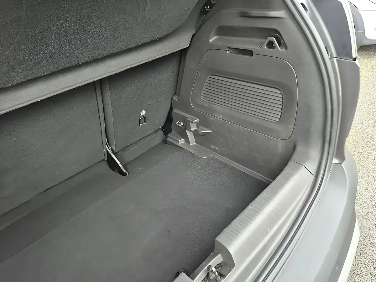 Used 2021 Vauxhall Crossland Elite Nav Grey - Interior and Exterior details 10