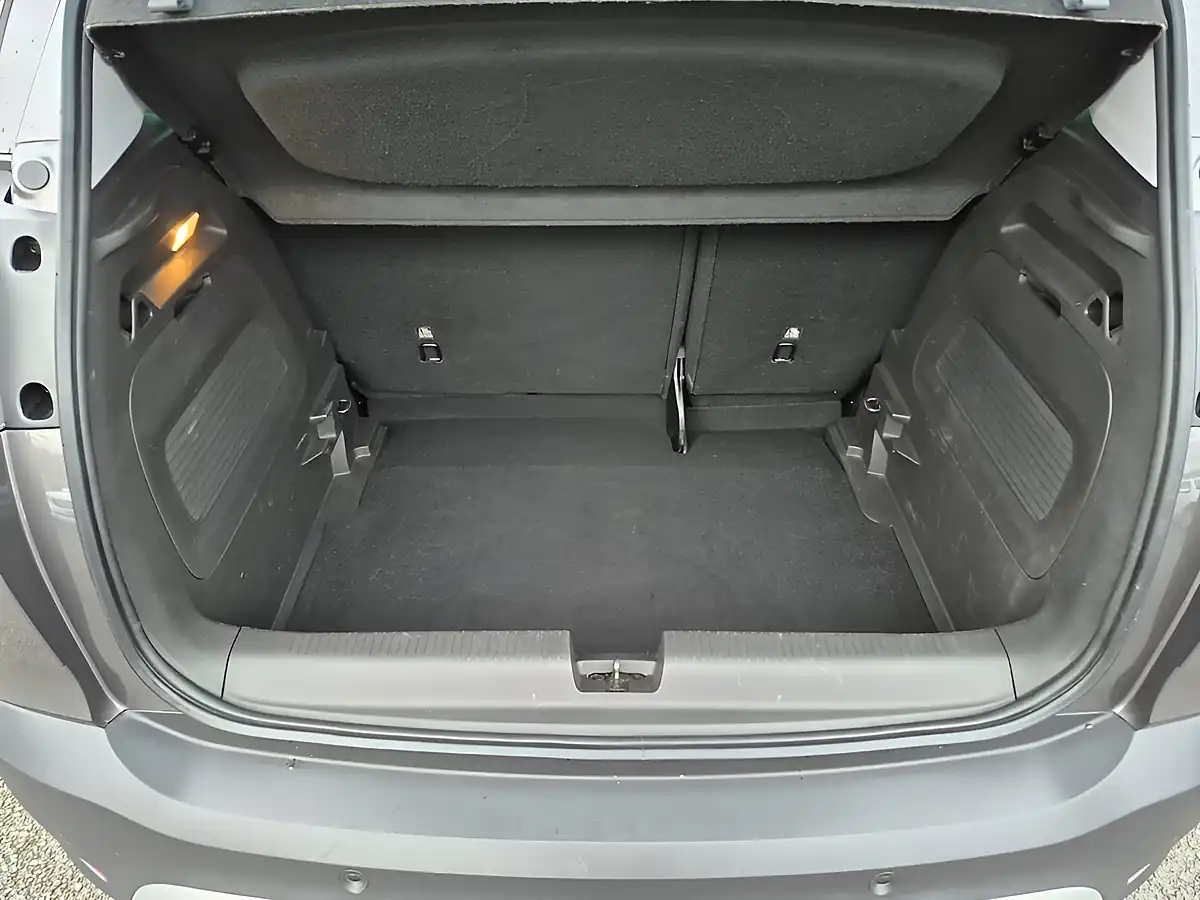 Used 2021 Vauxhall Crossland Elite Nav Grey - Interior and Exterior details 8