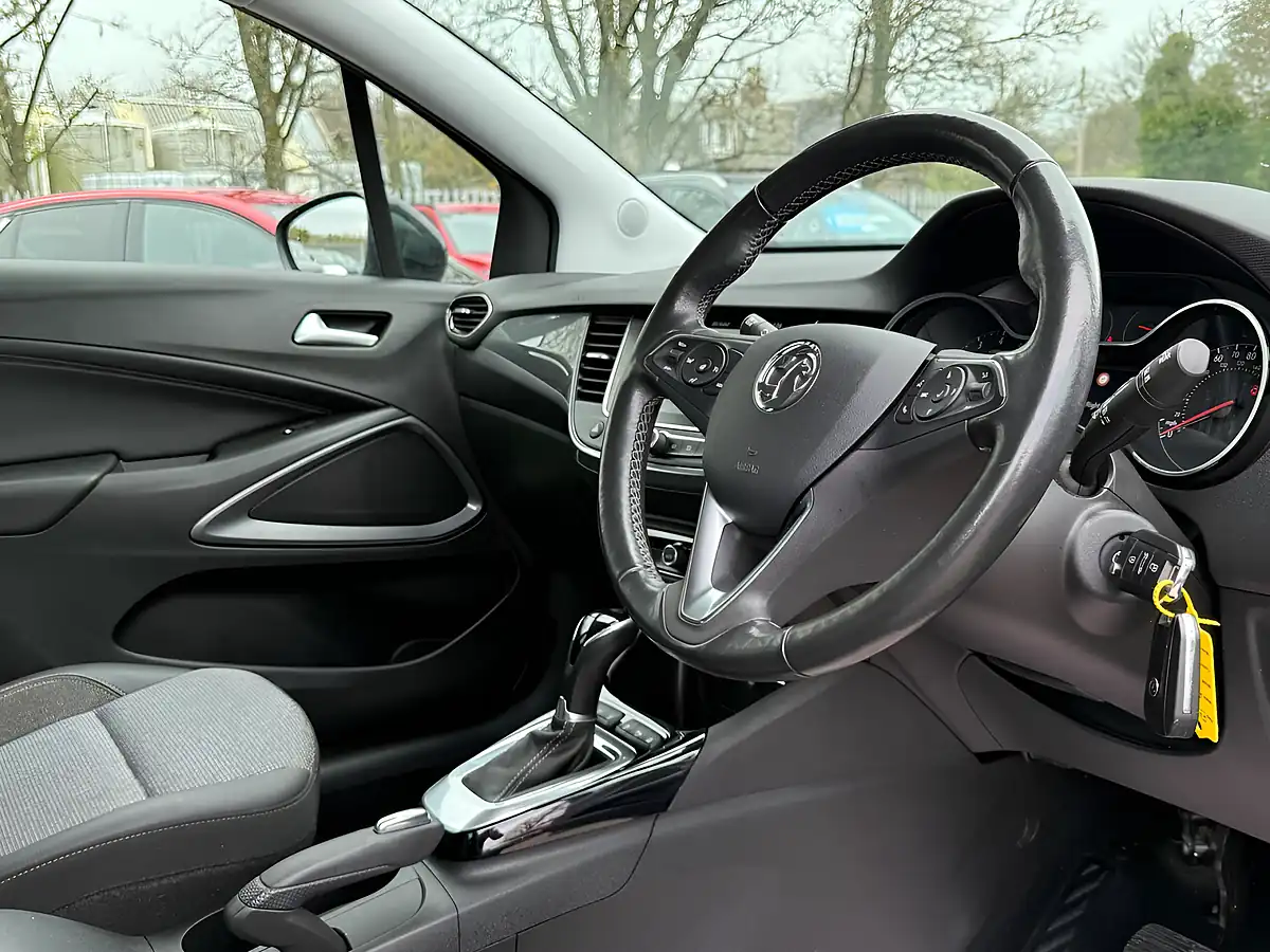 Used 2021 Vauxhall Crossland Elite Nav Moonstone Grey - Interior and Exterior details 16