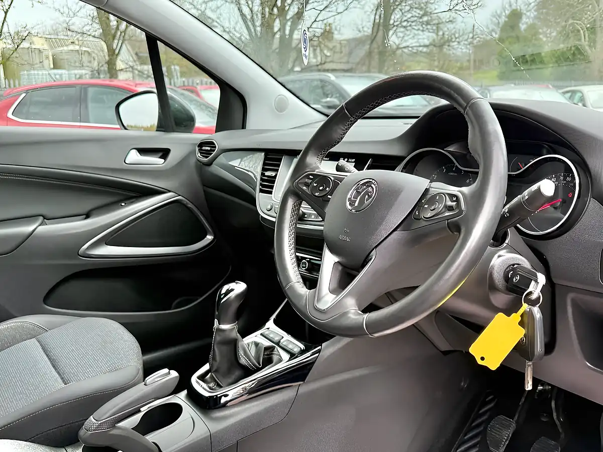 Used 2021 Vauxhall Crossland Elite Nav Navy Blue - Interior and Exterior details 16
