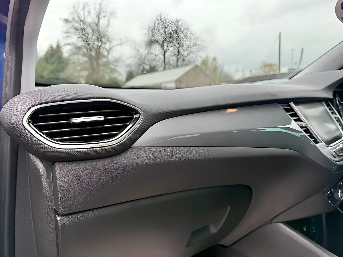 Used 2021 Vauxhall Crossland Elite Nav Navy Blue - Interior and Exterior details 18