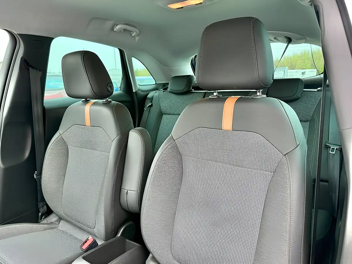 Used 2021 Vauxhall Crossland Elite Nav Navy Blue - Interior and Exterior details 19