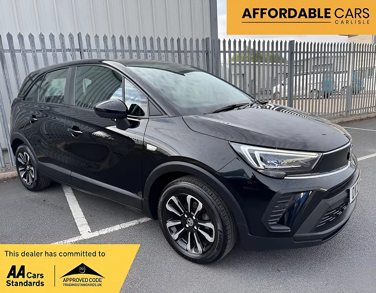 Used 2021 Vauxhall Crossland Se Black - Front View