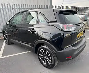 Used 2021 Vauxhall Crossland Se Black - Interior and Exterior details 4