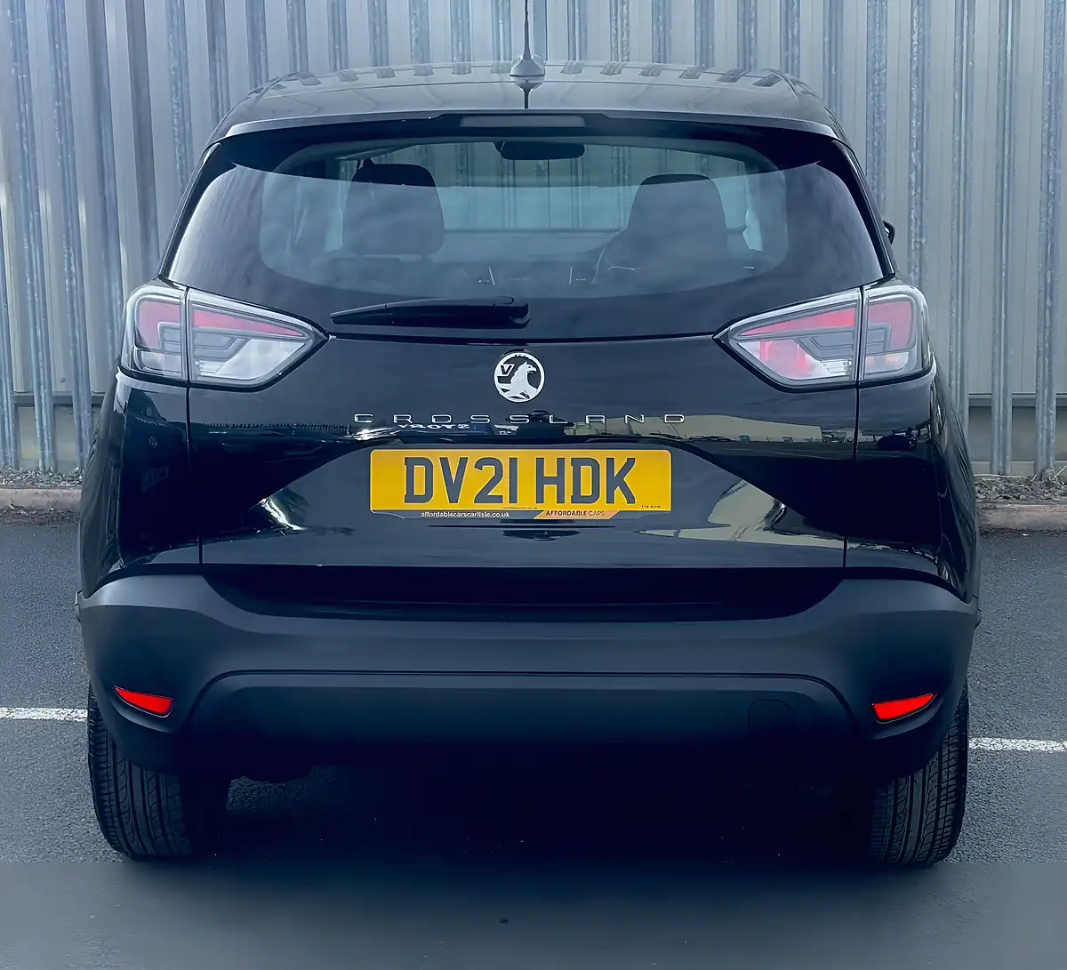 Used 2021 Vauxhall Crossland Se Black - Interior and Exterior details 6