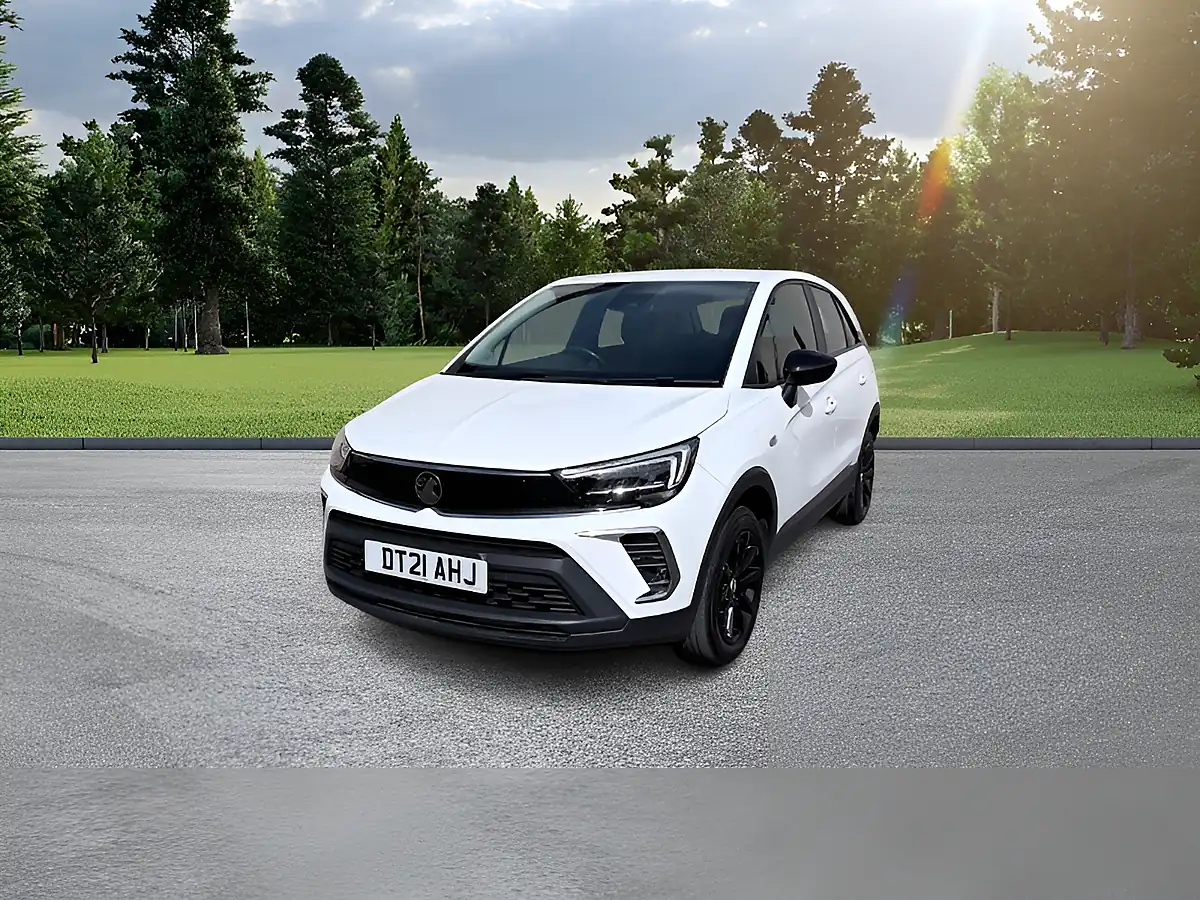 Used 2021 Vauxhall Crossland Se Nav Premium White - Front View