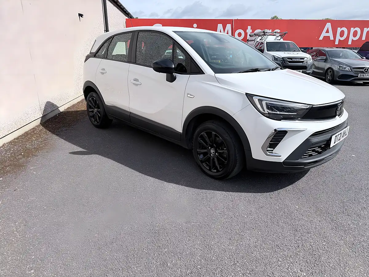 Used 2021 Vauxhall Crossland Se Nav Premium White - Interior and Exterior details 12