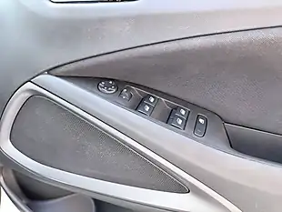 Used 2021 Vauxhall Crossland Se Nav Premium White - Interior and Exterior details 16