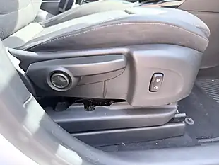 Used 2021 Vauxhall Crossland Se Nav Premium White - Interior and Exterior details 17