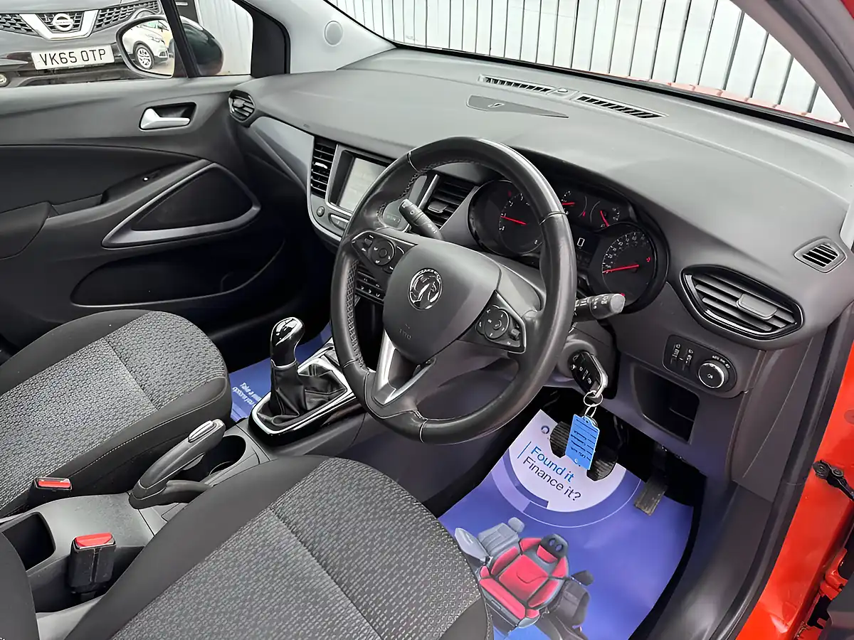 Used 2021 Vauxhall Crossland Se Orange - Interior and Exterior details 15