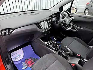 Used 2021 Vauxhall Crossland Se Orange - Interior and Exterior details 19