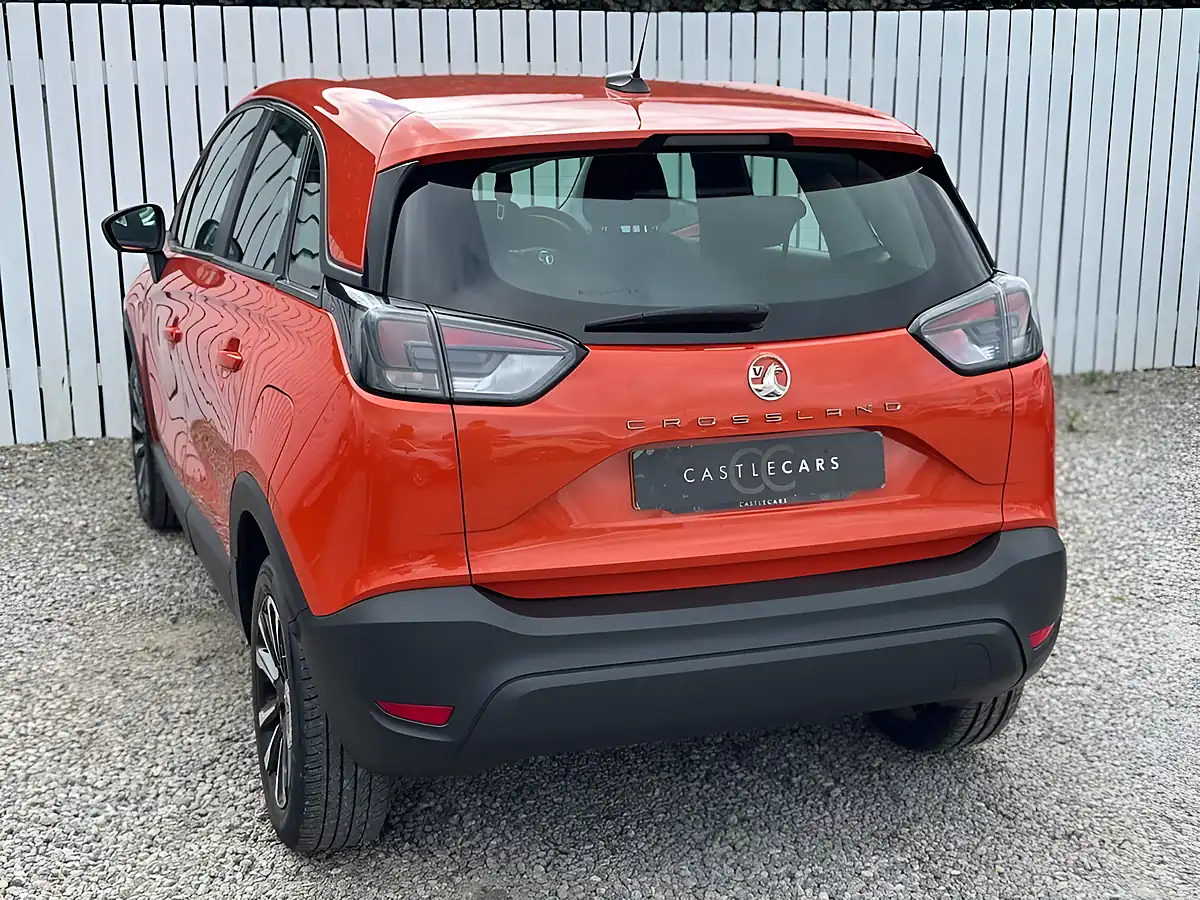 Used 2021 Vauxhall Crossland Se Orange - Interior and Exterior details 4