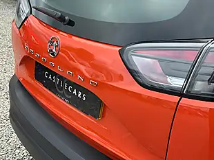Used 2021 Vauxhall Crossland Se Orange - Interior and Exterior details 8