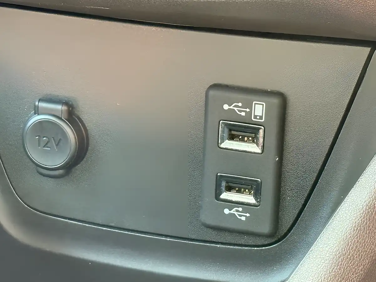 Used 2021 Vauxhall Crossland Sri Nav Grey - Interior and Exterior details 16