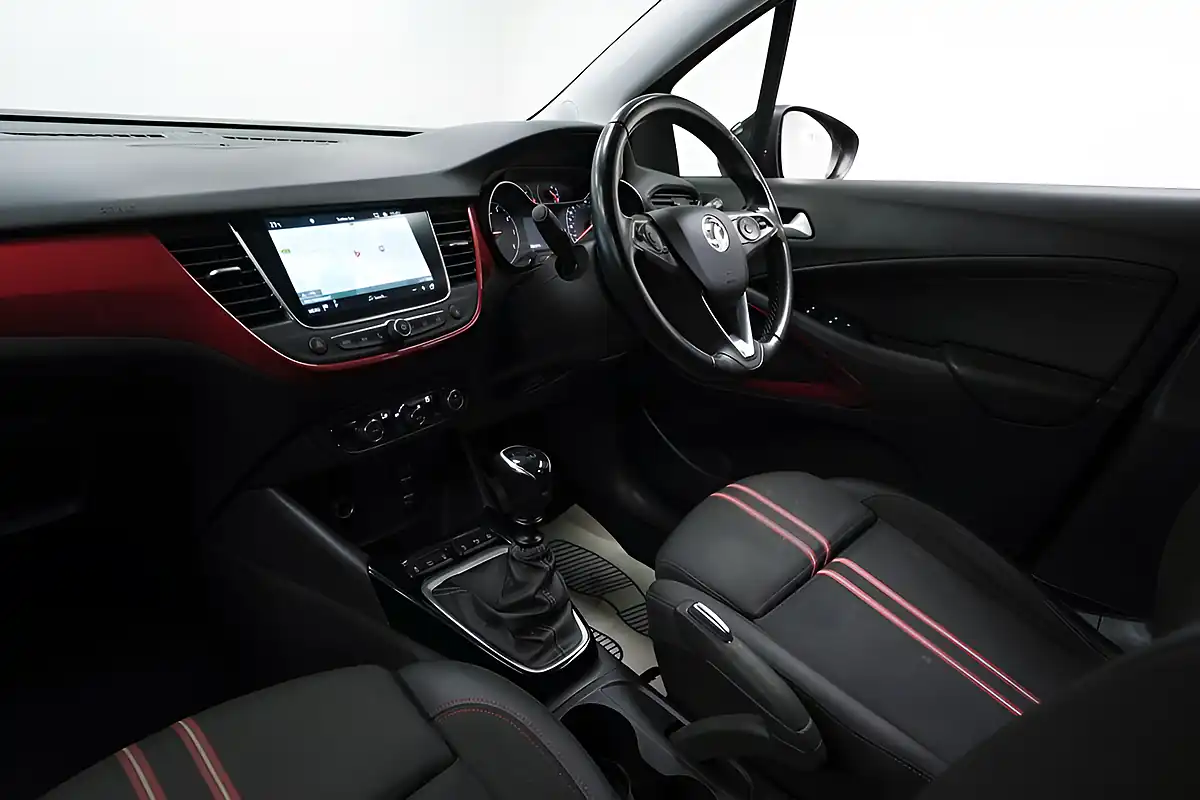 Used 2021 Vauxhall Crossland Sri Nav Grey - Interior and Exterior details 17