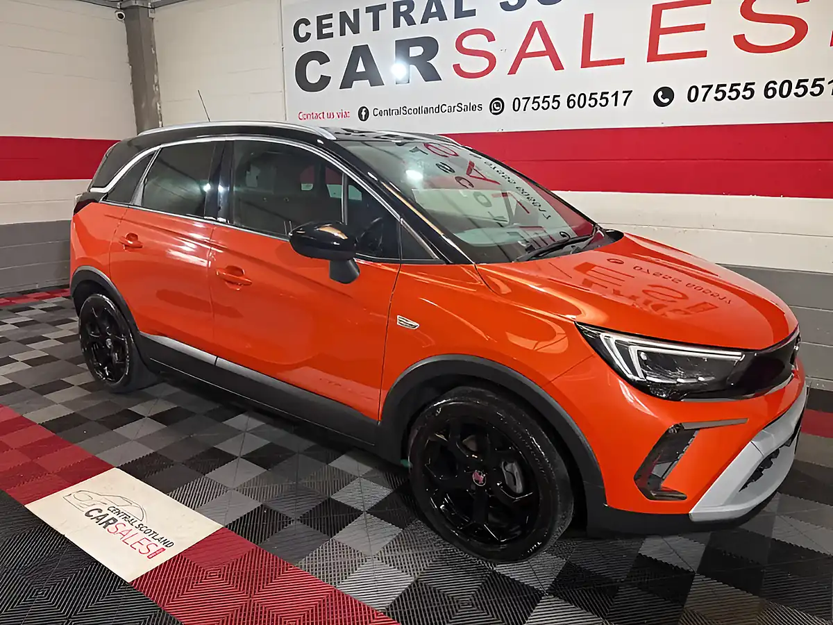Used 2021 Vauxhall Crossland Sri Nav Orange - Front View
