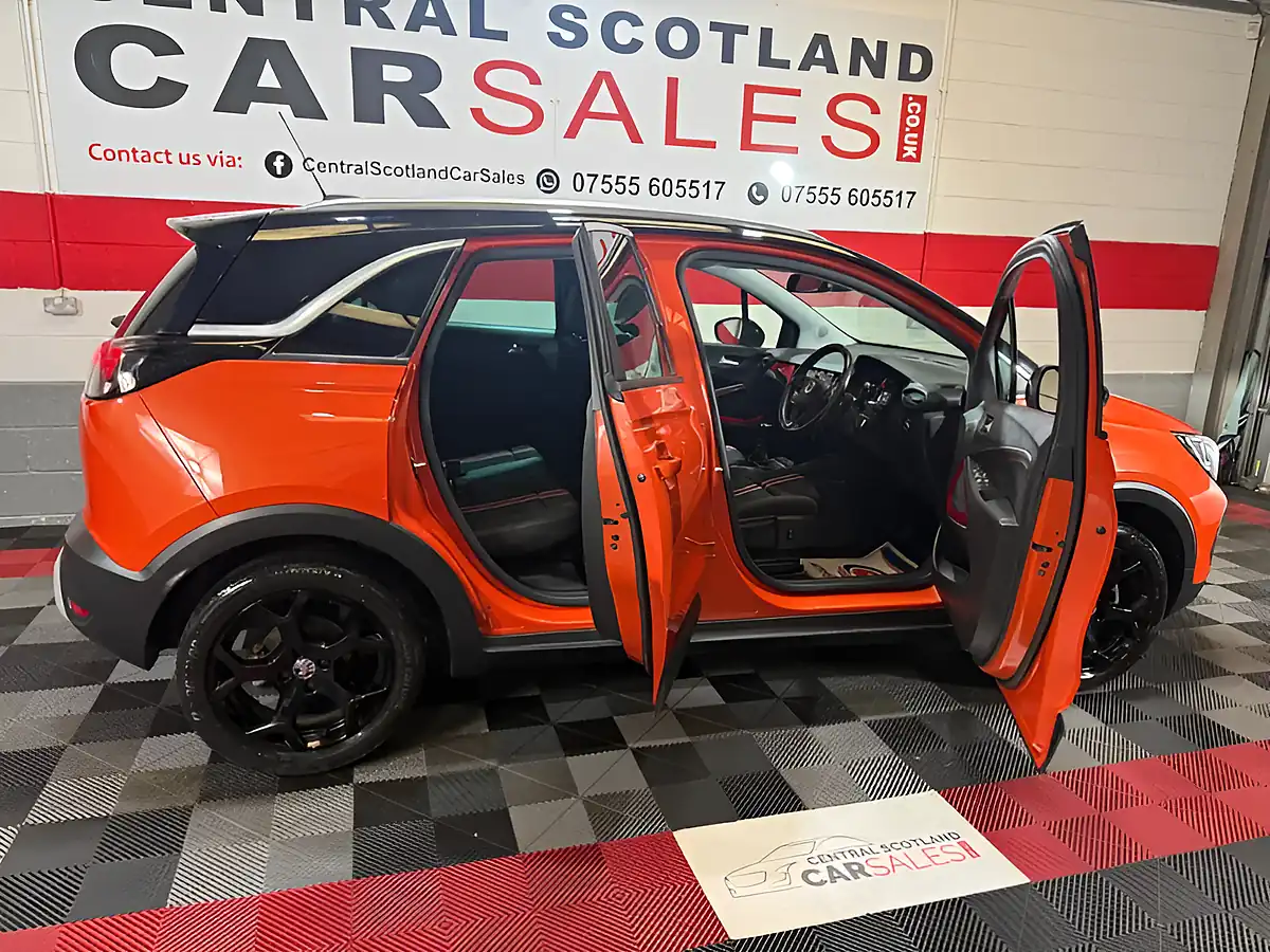 Used 2021 Vauxhall Crossland Sri Nav Orange - Interior and Exterior details 10