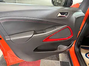 Used 2021 Vauxhall Crossland Sri Nav Orange - Interior and Exterior details 14