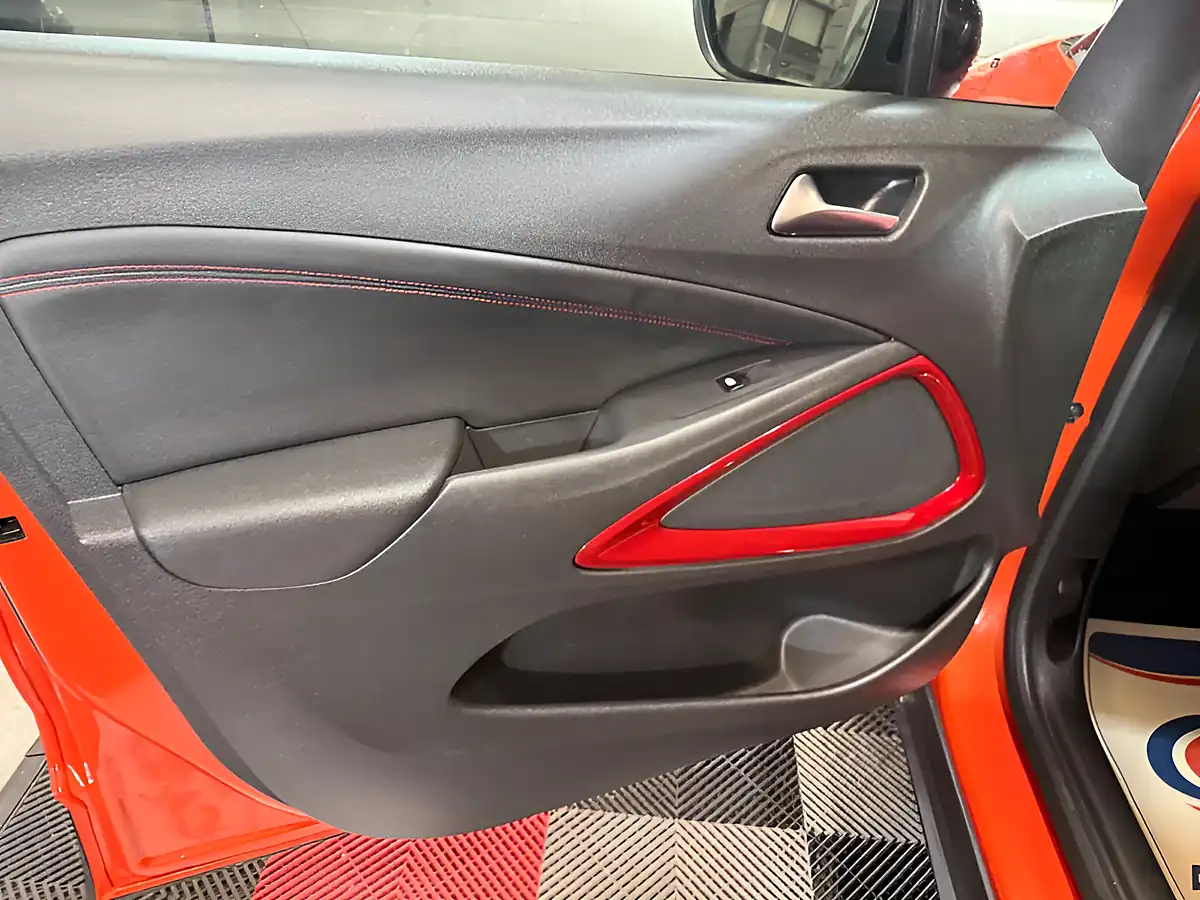 Used 2021 Vauxhall Crossland Sri Nav Orange - Interior and Exterior details 14