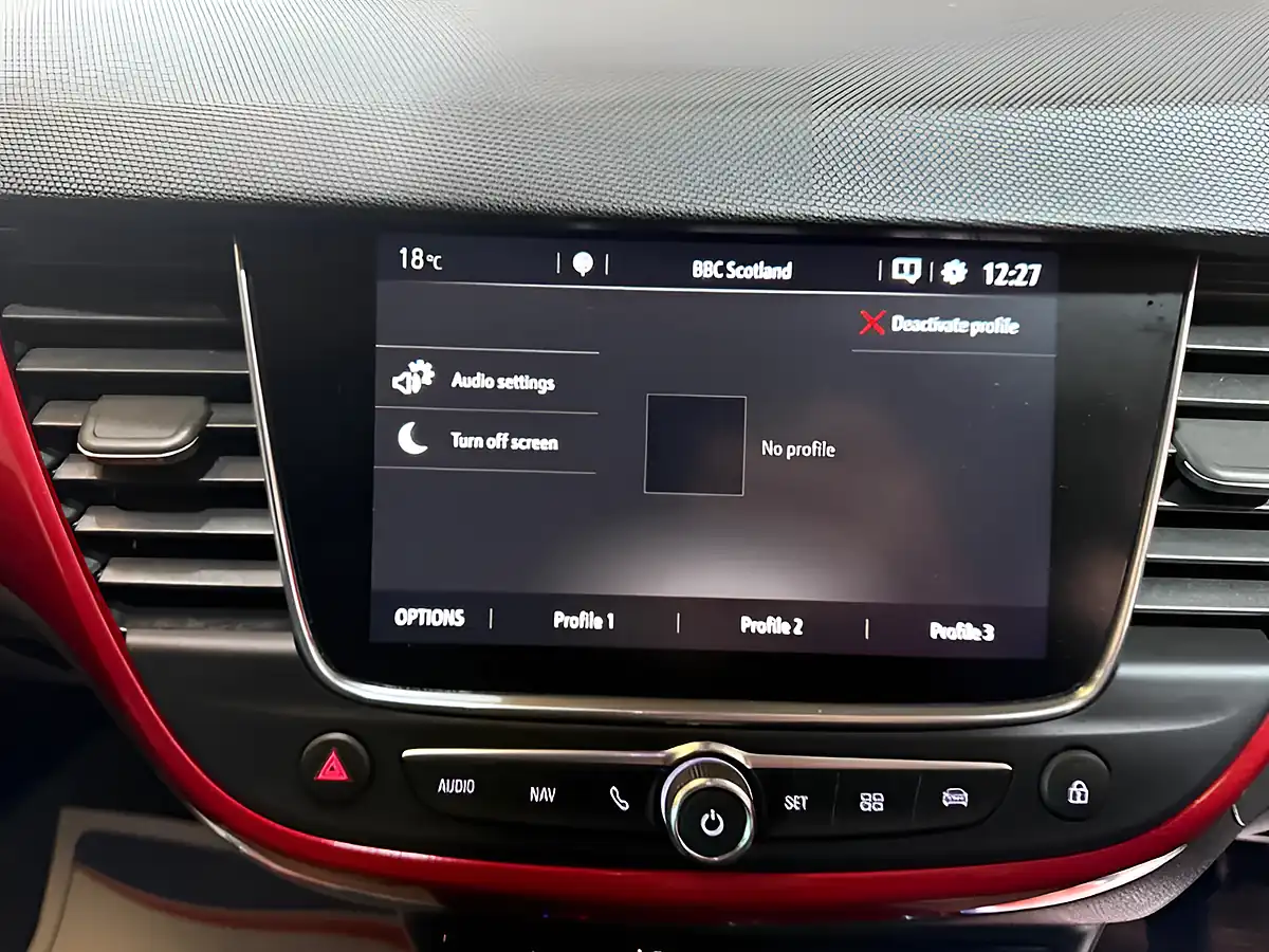 Used 2021 Vauxhall Crossland Sri Nav Orange - Interior and Exterior details 16