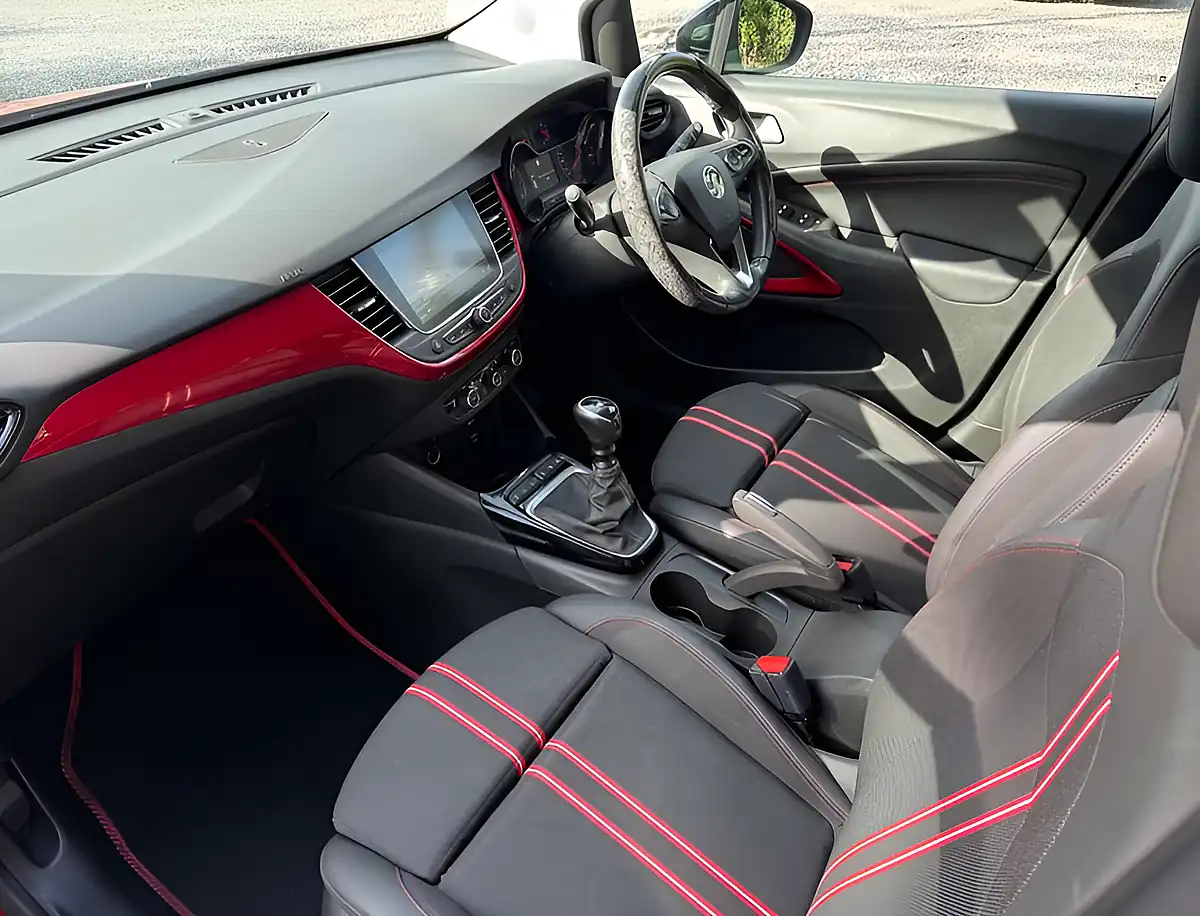 Used 2021 Vauxhall Crossland Sri Nav T Red - Interior and Exterior details 16