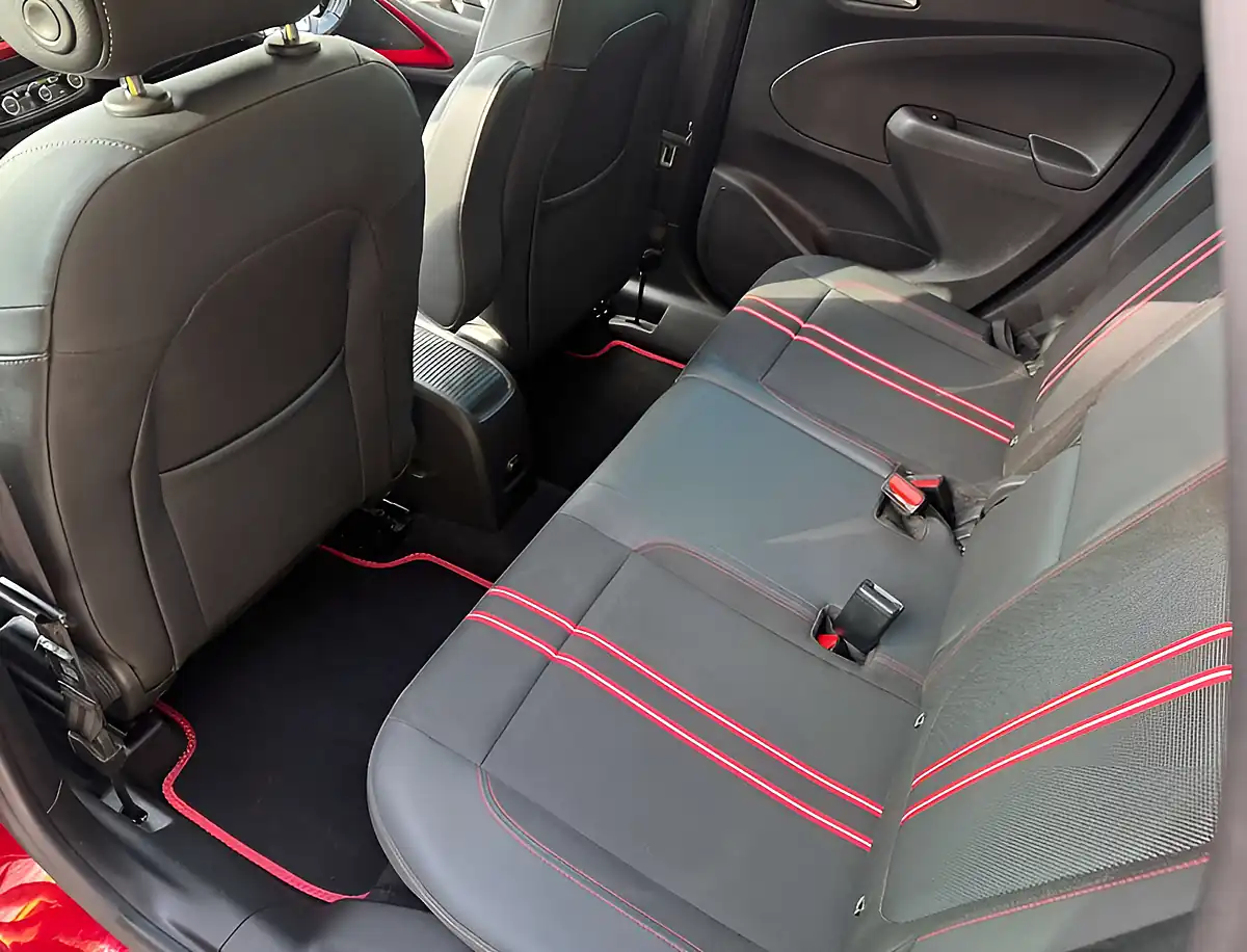 Used 2021 Vauxhall Crossland Sri Nav T Red - Interior and Exterior details 18