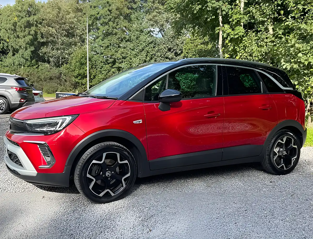 Used 2021 Vauxhall Crossland Sri Nav T Red - Interior and Exterior details 7