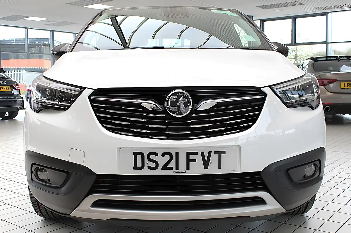 Used 2021 Vauxhall Crossland X Elite Summit White - Interior and Exterior details 8