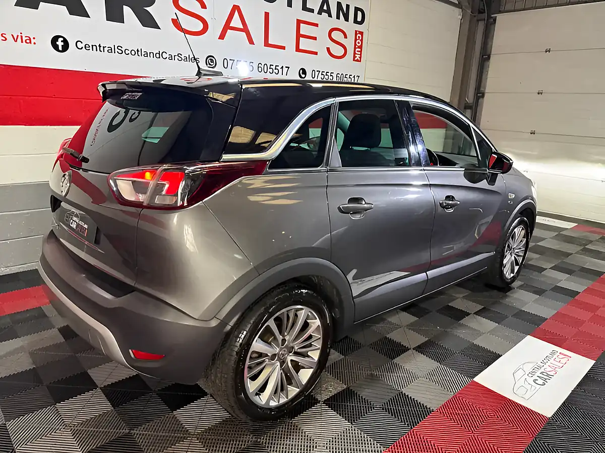 Used 2021 Vauxhall Crossland X Griffin Grey - Interior and Exterior details 14