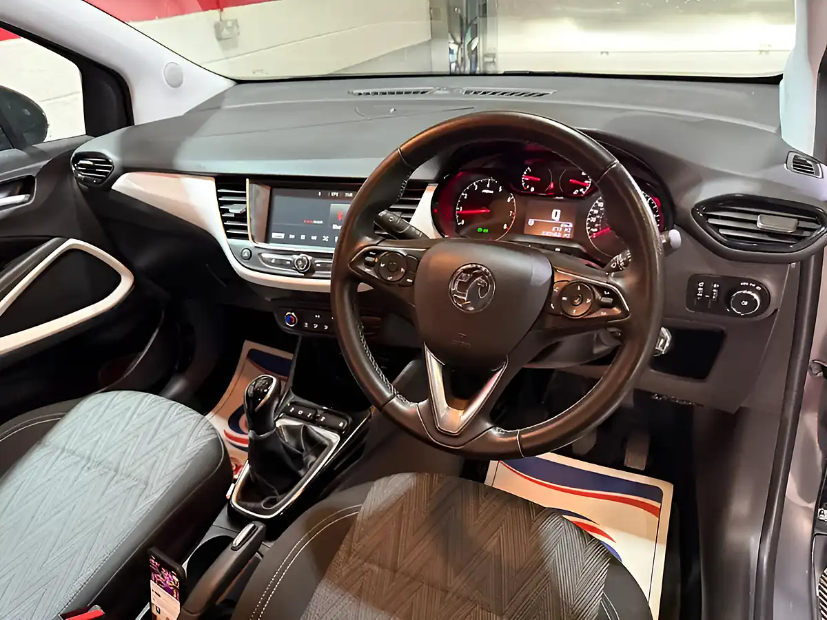 Used 2021 Vauxhall Crossland X Griffin Grey - Interior and Exterior details 15