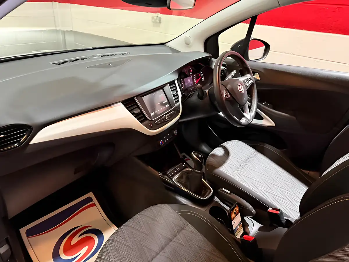 Used 2021 Vauxhall Crossland X Griffin Grey - Interior and Exterior details 16