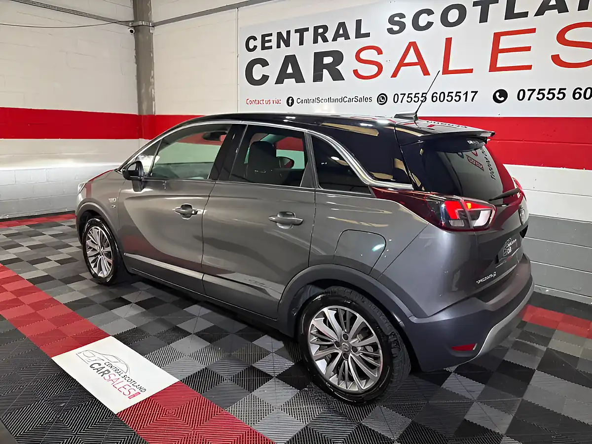 Used 2021 Vauxhall Crossland X Griffin Grey - Interior and Exterior details 9