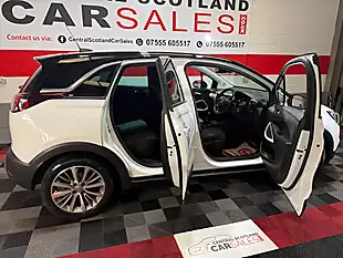 Used 2021 Vauxhall Crossland X Griffin White - Interior and Exterior details 12