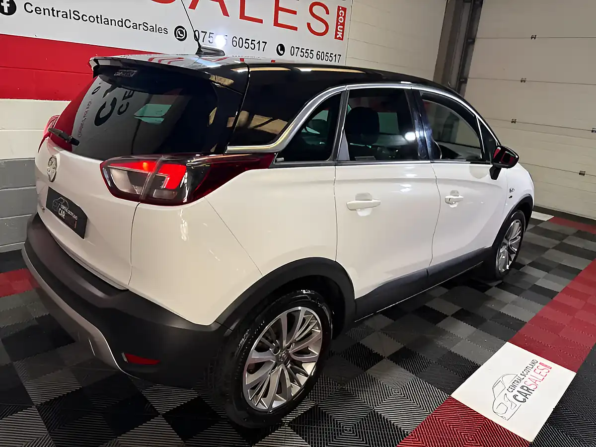 Used 2021 Vauxhall Crossland X Griffin White - Interior and Exterior details 13