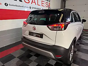 Used 2021 Vauxhall Crossland X Griffin White - Interior and Exterior details 15