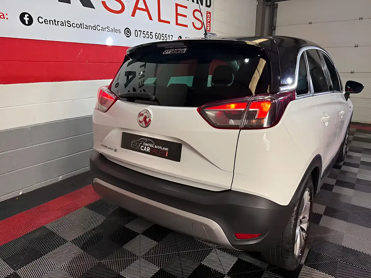Used 2021 Vauxhall Crossland X Griffin White - Interior and Exterior details 15