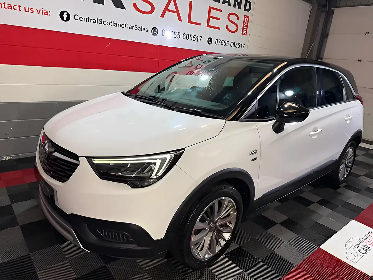 Used 2021 Vauxhall Crossland X Griffin White - Interior and Exterior details 2