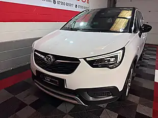 Used 2021 Vauxhall Crossland X Griffin White - Interior and Exterior details 7