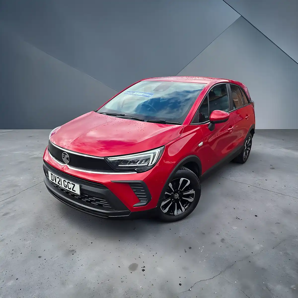 Used 2021 Vauxhall Crossland X Se Edition Shiraz Red Metallic - Front View