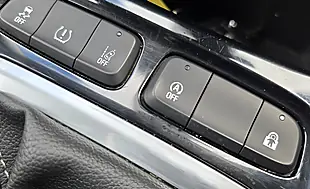 Used 2021 Vauxhall Crossland X Se Edition Shiraz Red Metallic - Interior and Exterior details 17