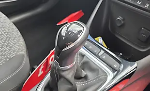Used 2021 Vauxhall Crossland X Se Edition Shiraz Red Metallic - Interior and Exterior details 18