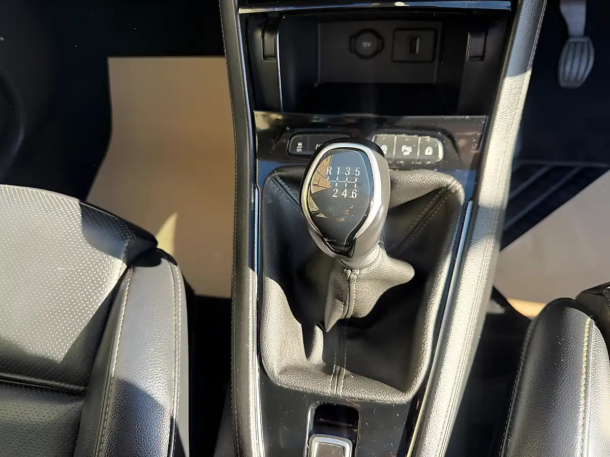 Used 2021 Vauxhall Grandland X Elite Nav Red - Interior and Exterior details 16