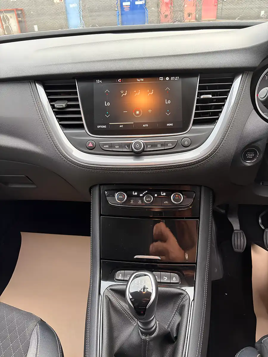 Used 2021 Vauxhall Grandland X Griffin Edition Black - Interior and Exterior details 11