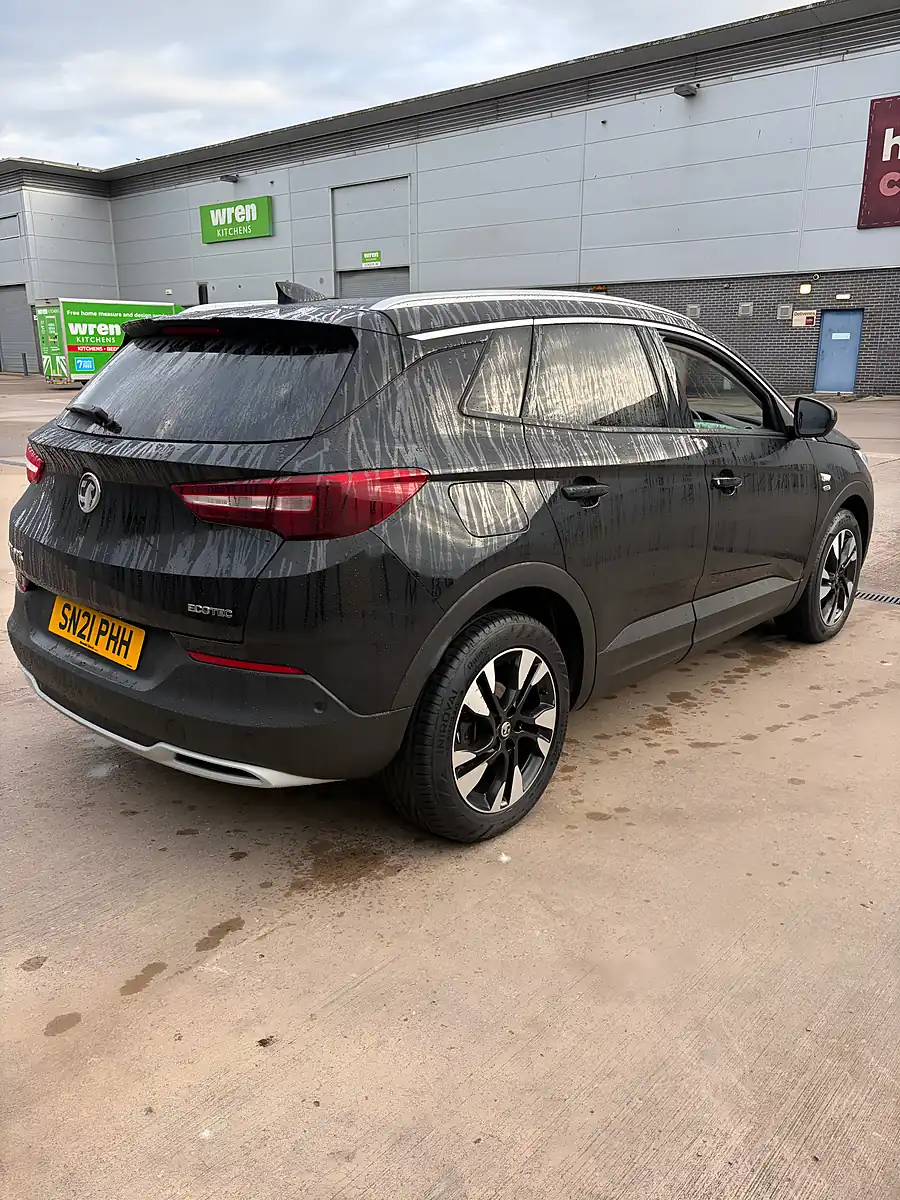 Used 2021 Vauxhall Grandland X Griffin Edition Black - Interior and Exterior details 5