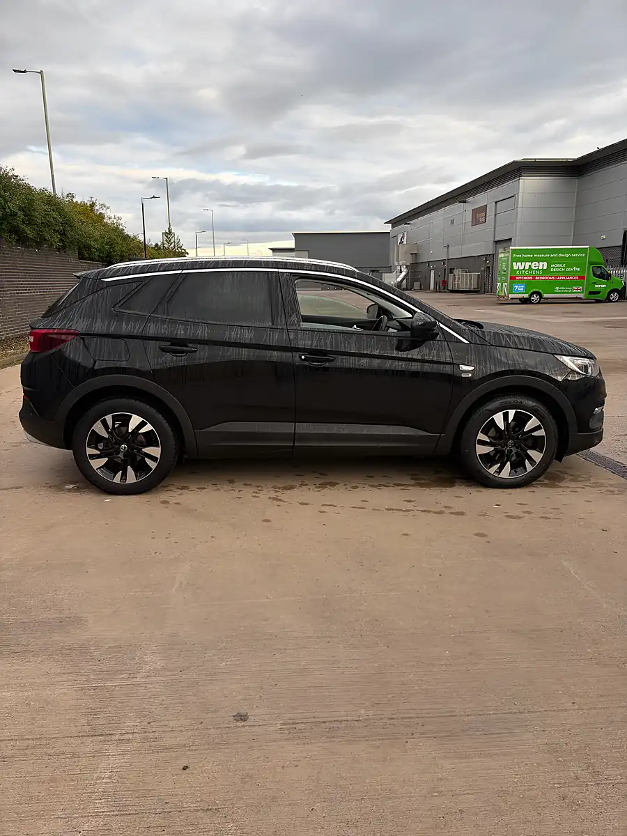 Used 2021 Vauxhall Grandland X Griffin Edition Black - Interior and Exterior details 6