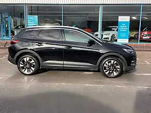 Used 2021 Vauxhall Grandland X Griffin Edition Black - Interior and Exterior details 12