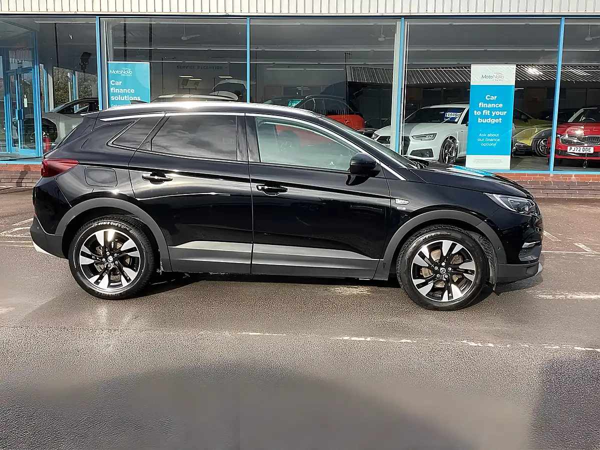 Used 2021 Vauxhall Grandland X Griffin Edition Black - Interior and Exterior details 12