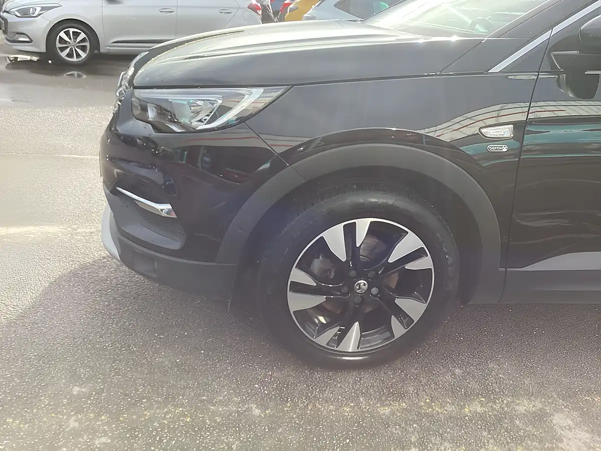 Used 2021 Vauxhall Grandland X Griffin Edition Black - Interior and Exterior details 15