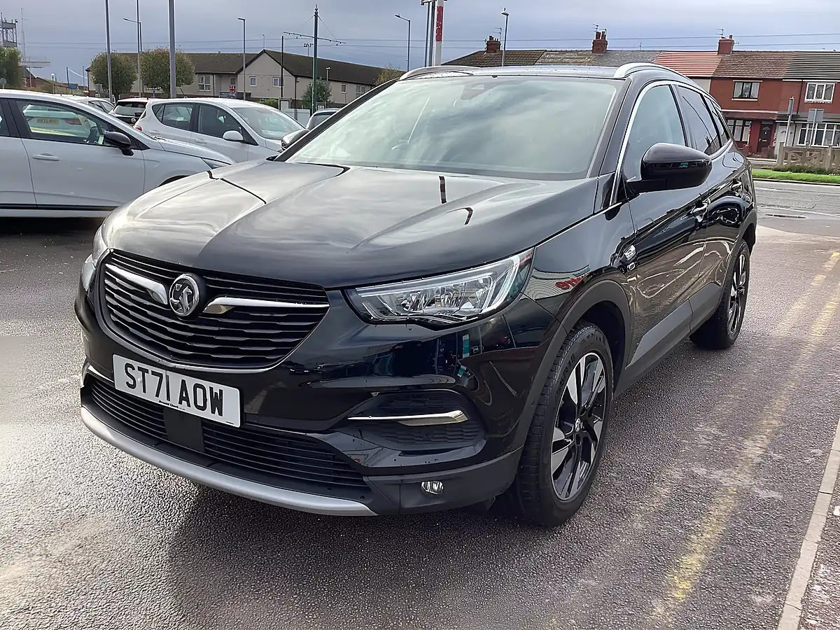 Used 2021 Vauxhall Grandland X Griffin Edition Black - Interior and Exterior details 3