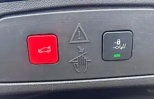 Used 2021 Vauxhall Grandland X Griffin Edition Red - Interior and Exterior details 17